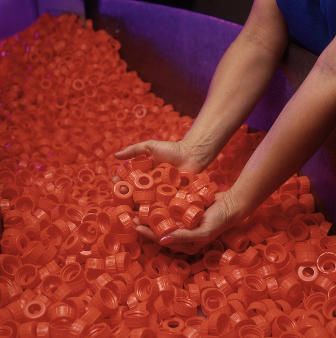 Master Molded Products Llc Div Of Quantum Plastics Elgin Illinois Il 60123