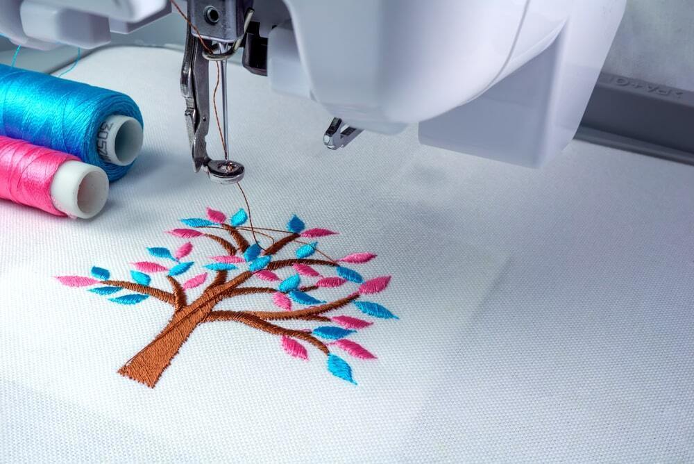 Brother SE600 103 Stitch Sew 4x4 Embroidery Machine USB - New Low