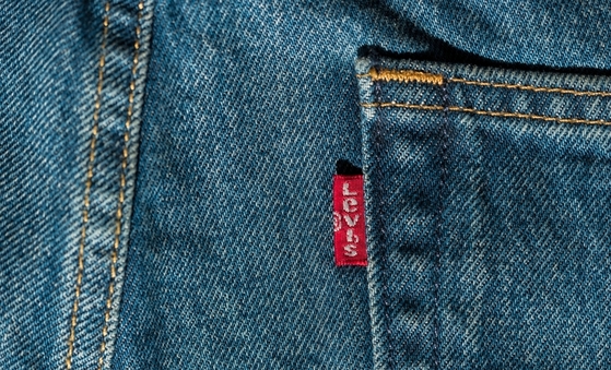 Levi's Plans to Decrease Carbon Emissions