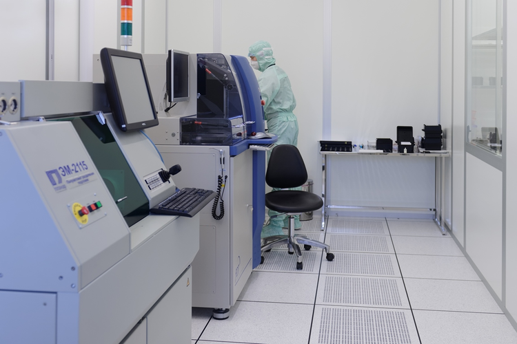Creating the Right Cleanroom for Your Facility