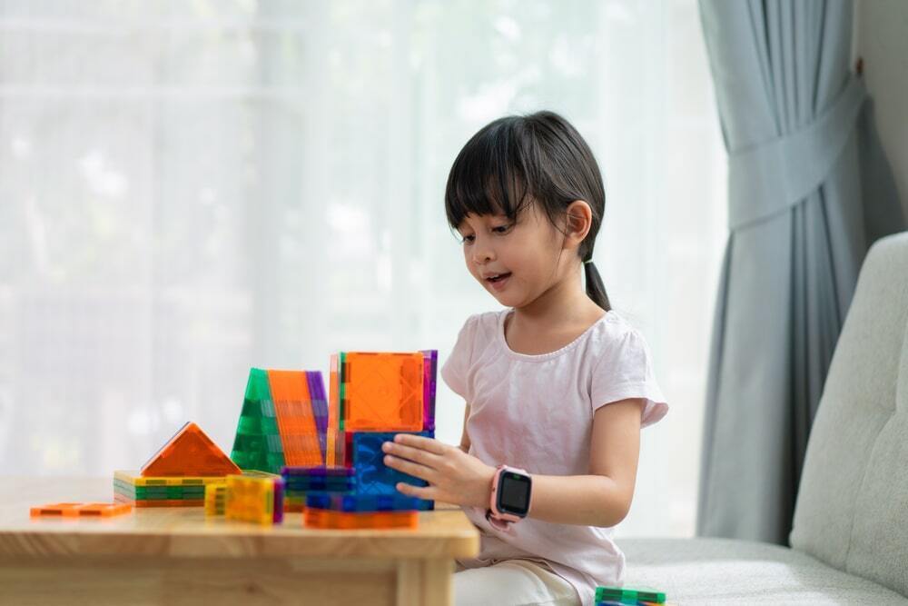 The Best STEM Toy for 5-Year-Olds, Including Board Game and Science  Experiment Toys