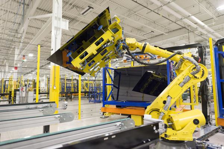 Solar Panel Maker Completes $1 Billion Expansion in Ohio