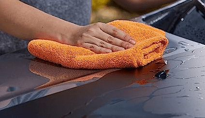 Albino Orange Detailing Brush for Effective Car Interior Cleaning