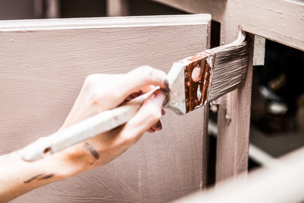 The Best Paint Brushes for Cabinets (Including for Touch Ups, Small