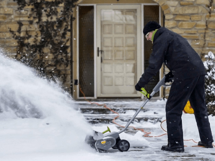 The 7 Best Electric Snow Shovels of 2024