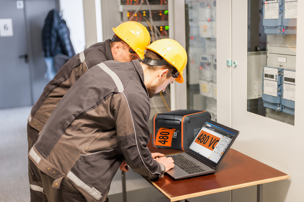 New Industrial Label Printer Provides Builtin Compliance Library