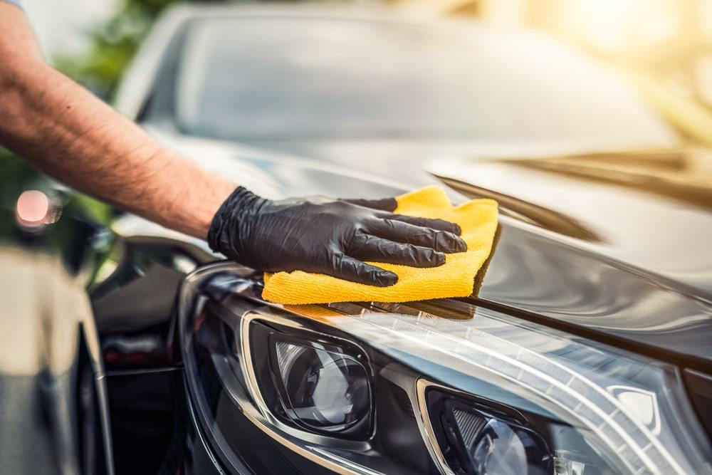 car wax by hand