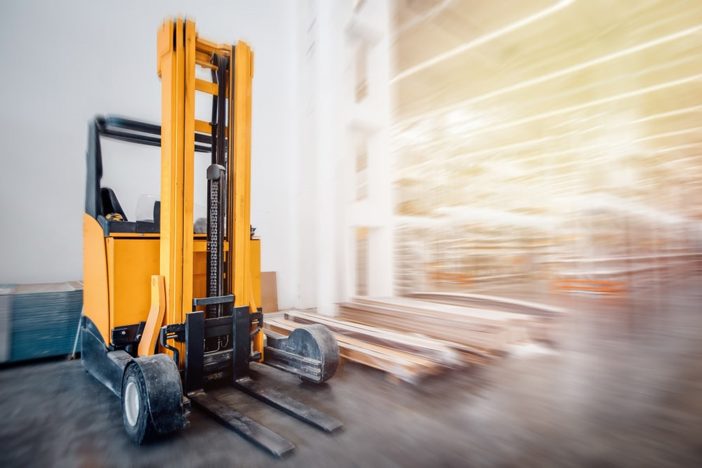 Seven Reasons to Invest in Material Handling Tools for Your Warehouse