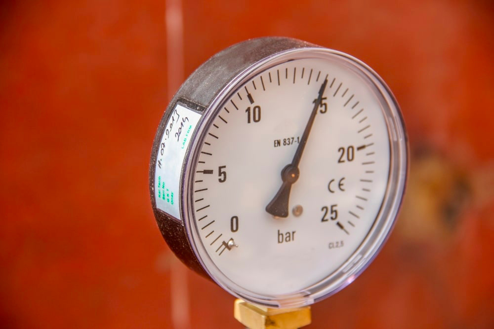 names of different pressure gauges used to measure liquid pressure