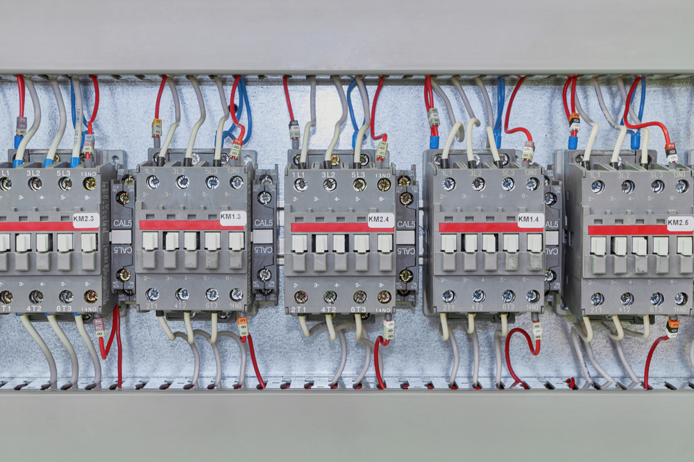Manual Motor Starters - 3 pole Manual Motor Starters - Page 1 - Kent Electrical Supply