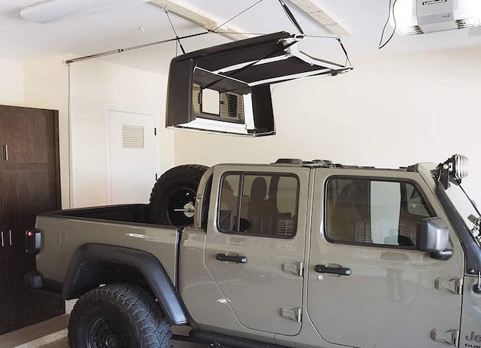 The Best Hoists for Jeep Hardtops (Including Options for Lifting Heavy  Items in Garages)