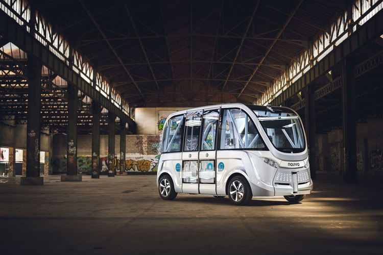 NAVYA Shuttle First to Enter Traffic